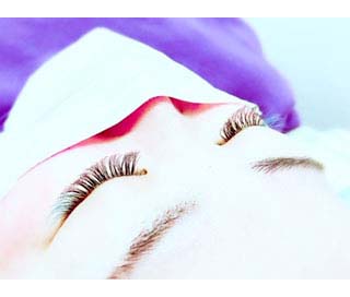 マリノレイのアイラッシュカラー